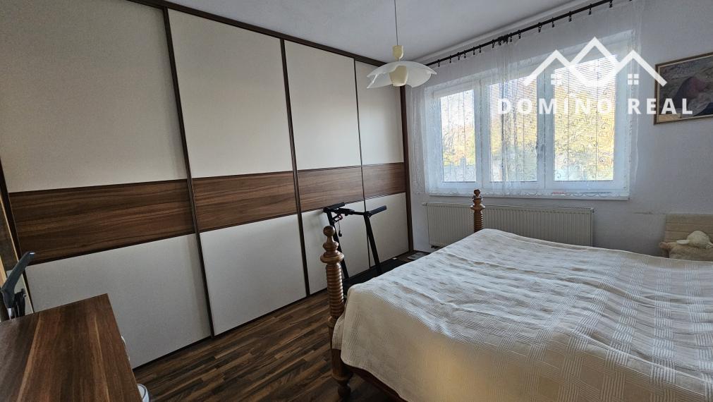 Veľký 6-izbový rodinný dom pri hrádzi v Dunajskej Lužnej