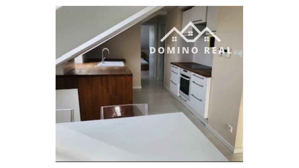 2-izbový podkrovný byt v historickej budove