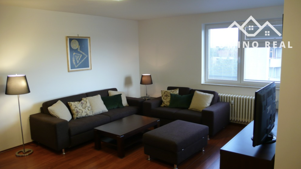 priestranný 4-izbový kompletne zariadený byt na prenájom