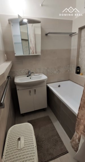 zariadený 2-izbový byt s výbornou dostupnosťou