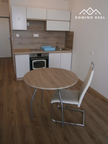 zariadený slnečný 1-izbový byt Slnečnice