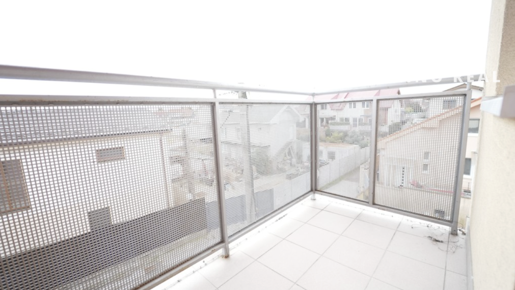 Moderný a útulný 2-izbový byt s parkovaním na prenájom