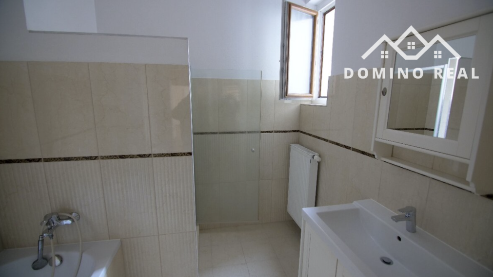 5-izbový priestranný byt na prenájom v centre