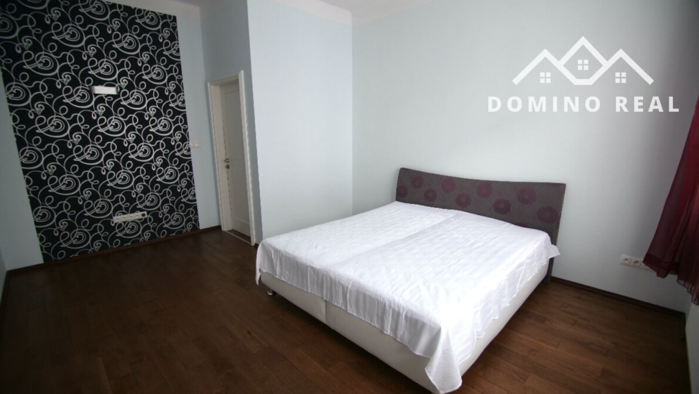 5-izbový priestranný byt na prenájom v centre