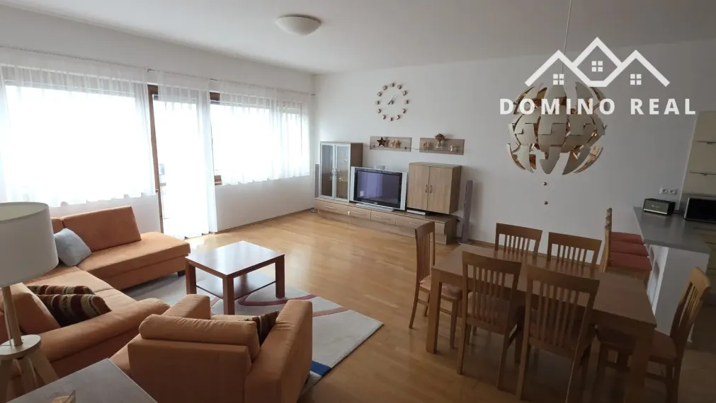 priestranný 2-izbový byt s balkónom