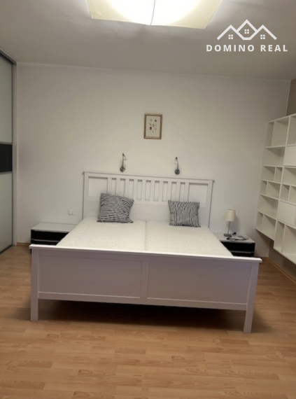 zrenovovaný 3-izbový byt s parkovacou kartou na prenájom