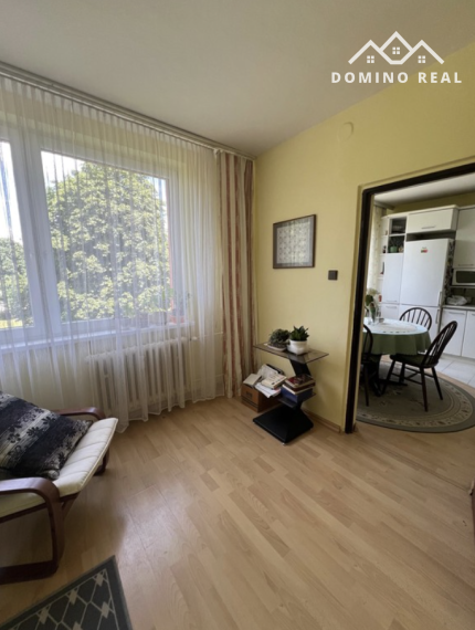 prenájom 4 izbového priestraného bytu