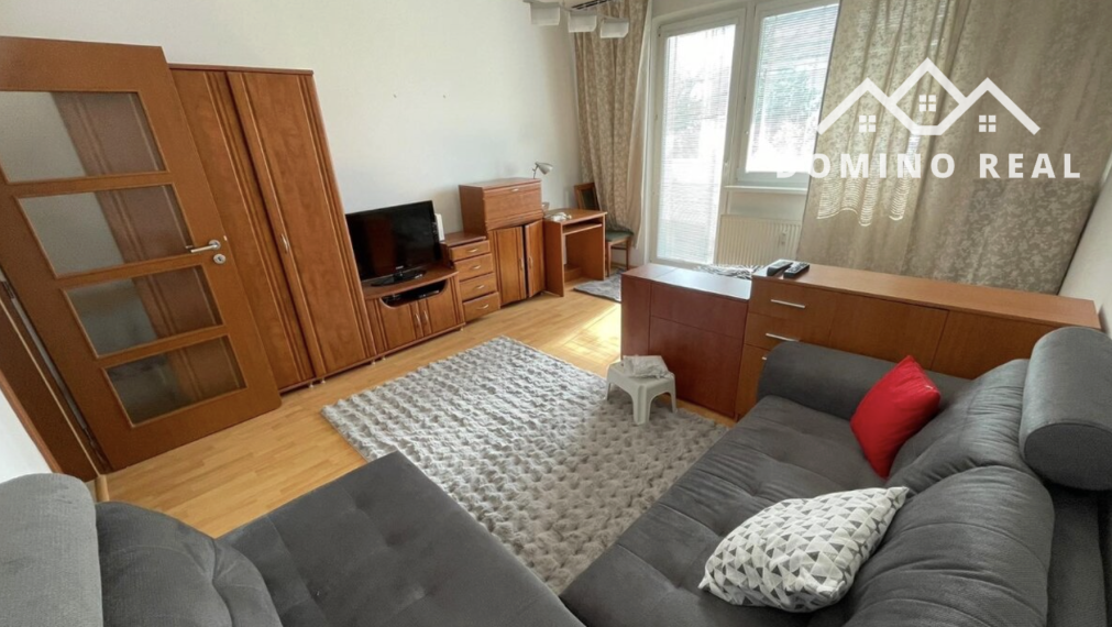 prenájom priestranného 1-izbového bytu s balkónom