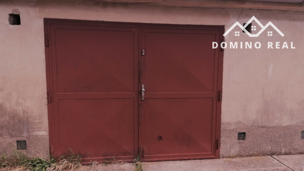 veľká murovaná garáž na predaj