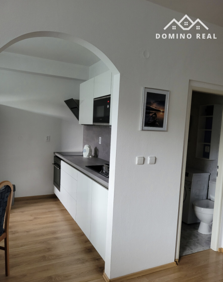 prenájom 1-izbového bytu s loggiou a parkovaním