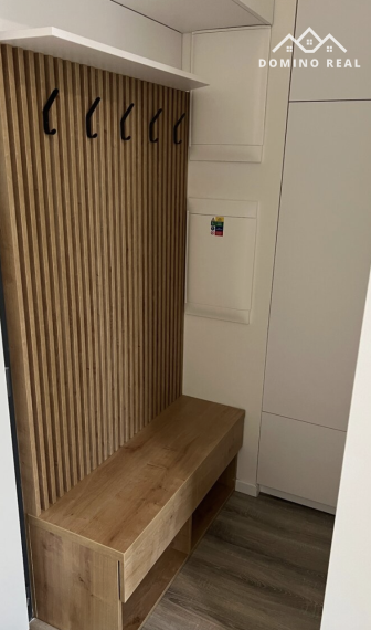 Moderný 2-izbový byt s parkovaním a pivnicou