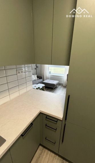 Moderný 2-izbový byt s parkovaním a pivnicou