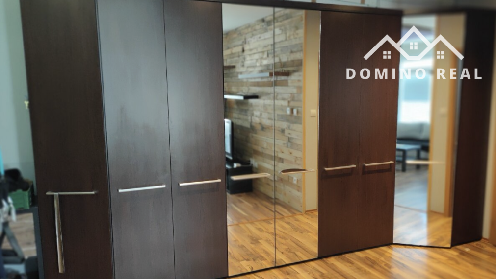 prenájom zariadeného 2-izbového bytu s balkónom