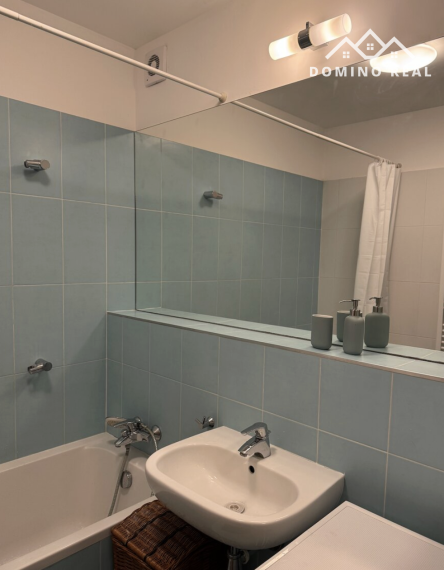 priestranný 2-izbový byt v rezidenčnom komplexe