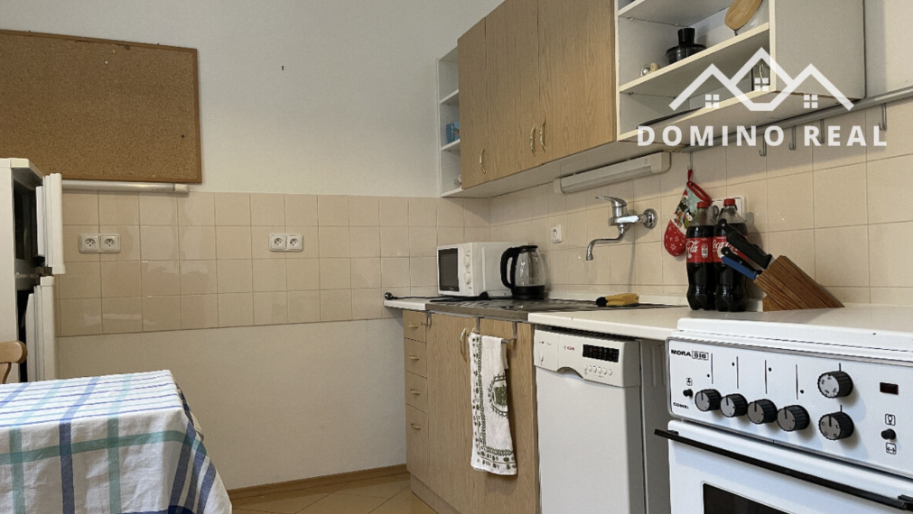 kompletne zariadený byt s balkónom vo vilovej štvrti