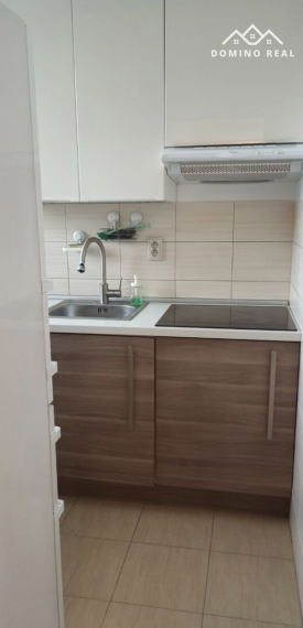 klimatizovaný 2-izbový byt s loggiou na prenájom