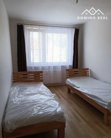 priestranný 3-izbový byt s veľkou loggiou