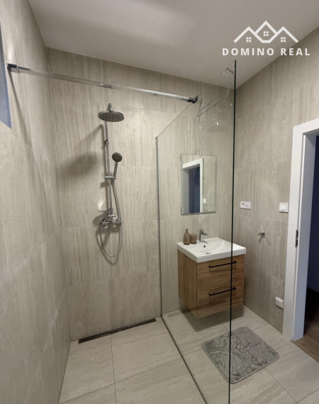 úplne nový 2-izbový byt v centre