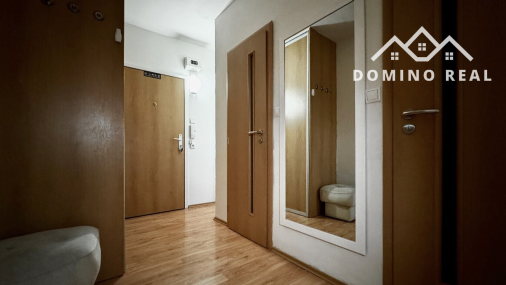 svetlý 3-izbový byt v tichej uzavretej časti bytového domu