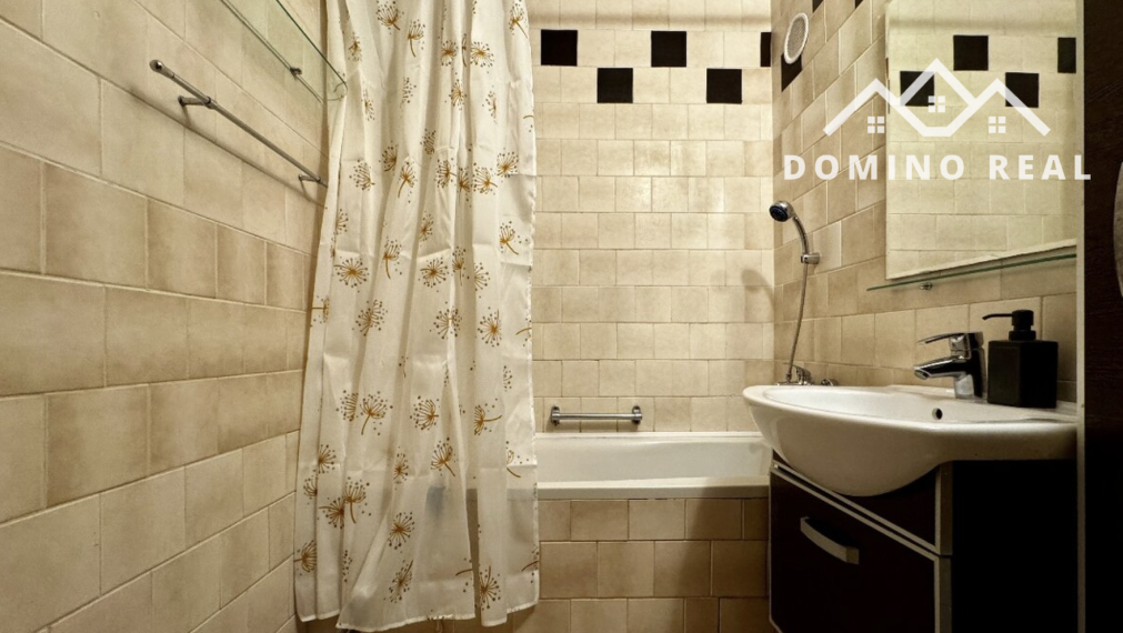 svetlý 3-izbový byt v tichej uzavretej časti bytového domu