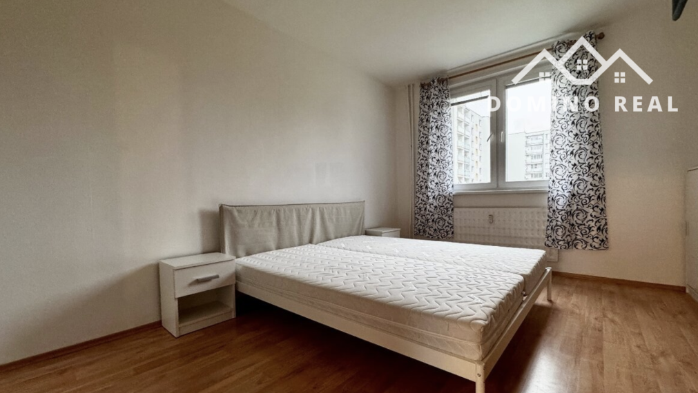 svetlý 3-izbový byt v tichej uzavretej časti bytového domu