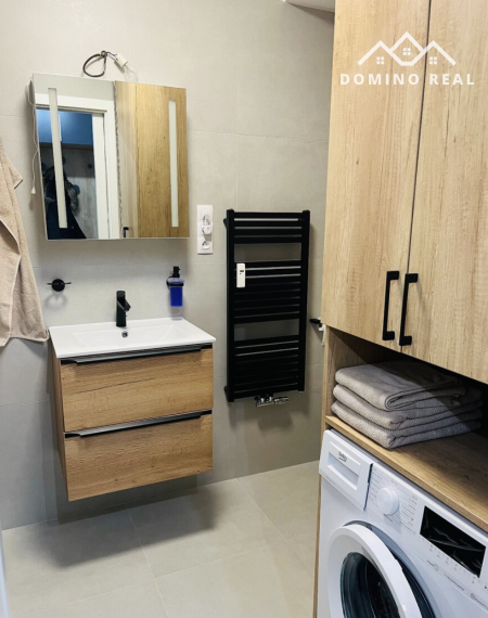 moderný, štýlový 2 izbový byt s parkingom