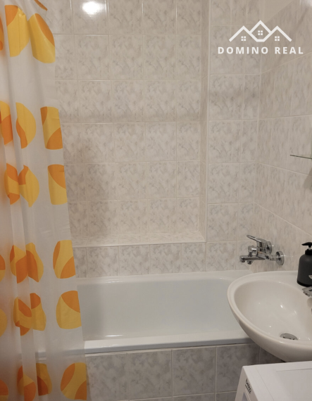 prenájom 1-izbového bytu s loggiou a parkovaním