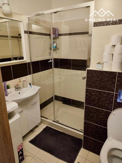 veľká a slnečná garzónka na prenájom s loggiou