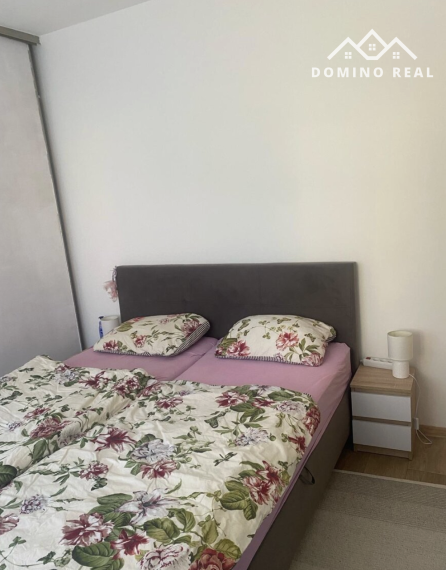 zariadený 2,5 izbový byt na prenájom