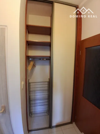 2-izbový byt na Ostredkoch v tichej lokalite