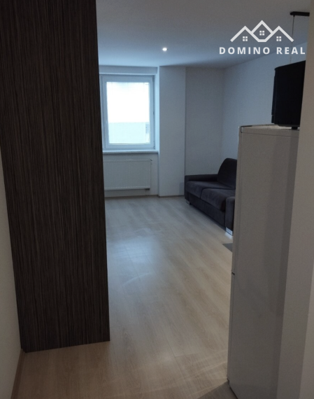 prenájom 1-izbového bytu s parkovacím miestom