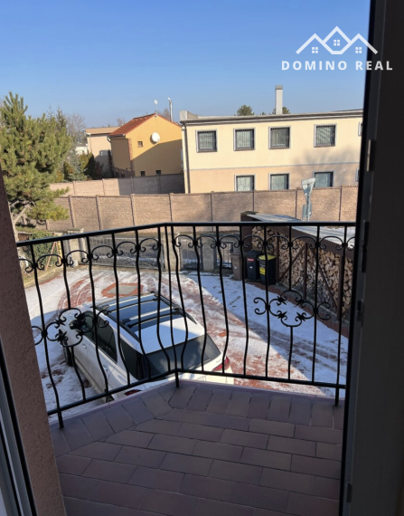 priestranný byt na Slnečných jazerách