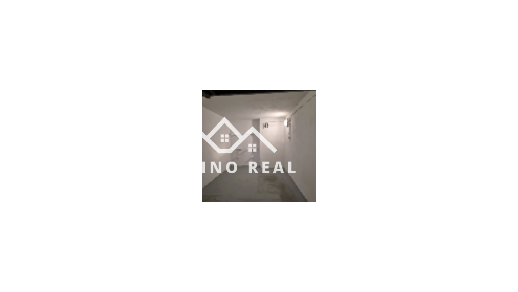 Garáž na Dlhých dieloch v garážovom dome
