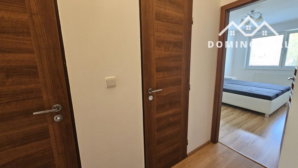 Byt po rekonštrukcii so zasklenou loggiou a klimatizáciou