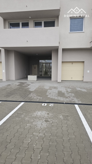 prenájom parkovacieho miesta za Novostavbou