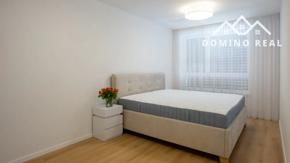 elegantný 3-izbový byt s parkovaním a vonkajším bazénom