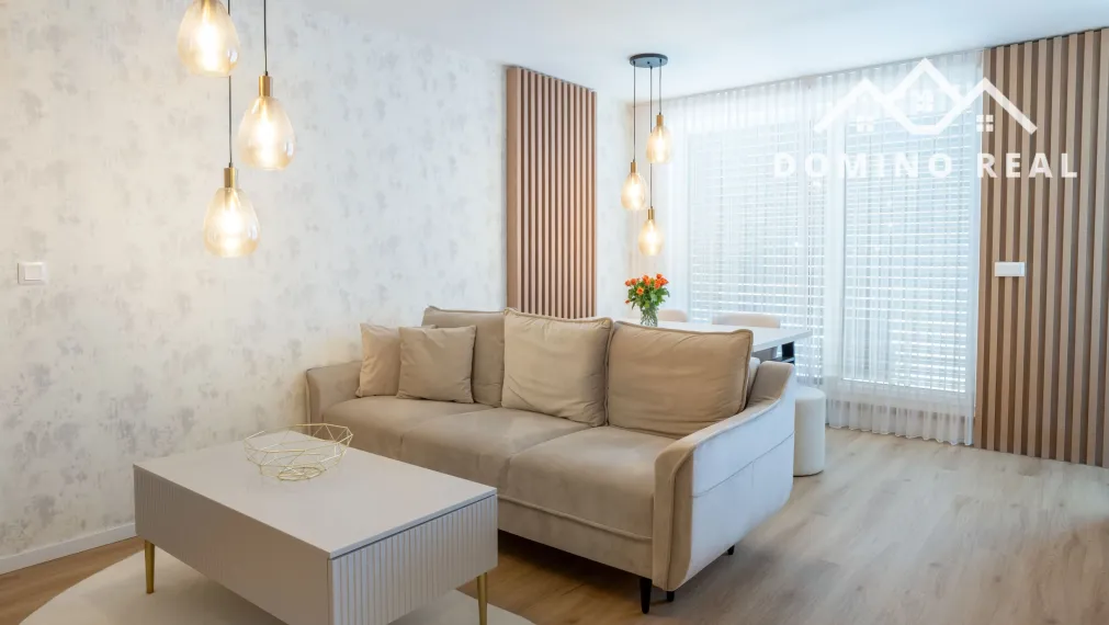 elegantný 3-izbový byt s parkovaním a vonkajším bazénom