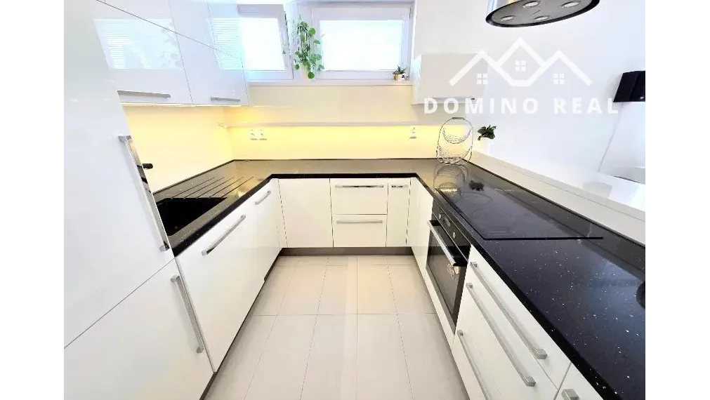 nadštandardne zariadený 3-izbový byt v modernej štvrti