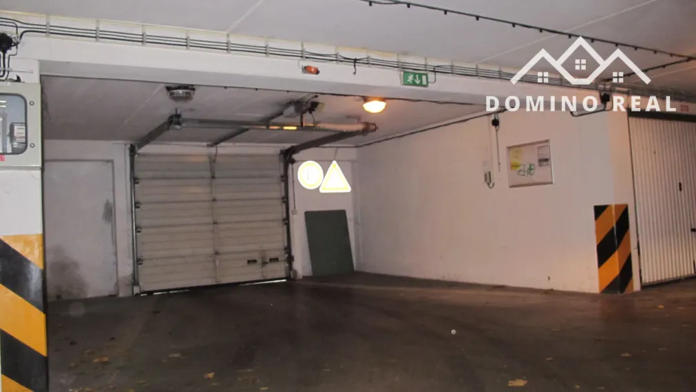 samostatná garáž v parkovacom dome