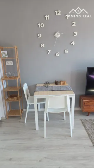 prenájom 2,5 izbového bytu s parkovaním