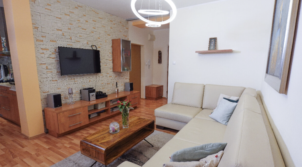 priestranný 3 izbový byt v obľúbenej lokalite