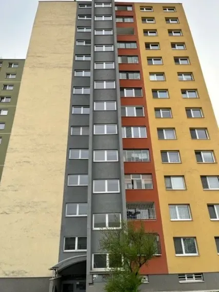 slnečný 3-izbový byt na predaj