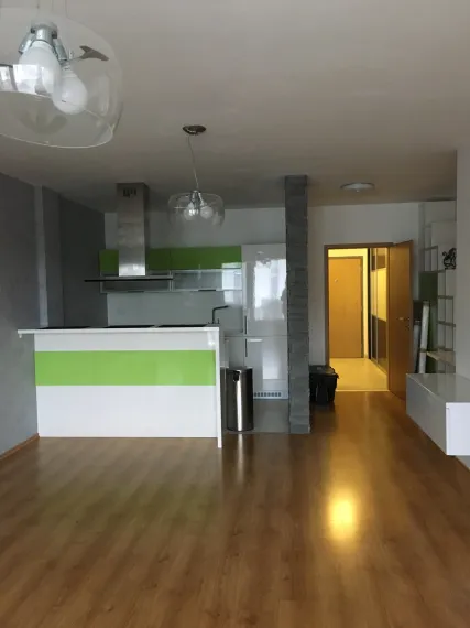 2-izbový moderný byt v komplexe na Hrachovej ulici