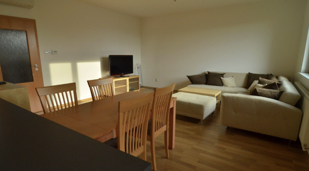 prenájom priestranného 3-izbového bytu v obľúbenej časti