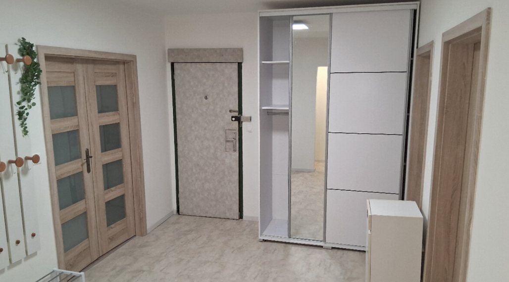 4-izbový kompletne zrekonštruovaný byť v Petržalke