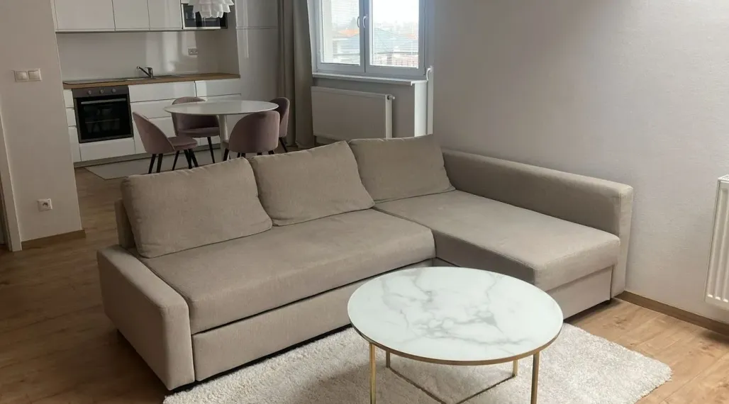 kompletne zariadený prenájom v novostavbe s parkovaním