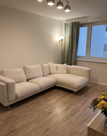 2-izbový byt  s parkovacím miestom na prenájom