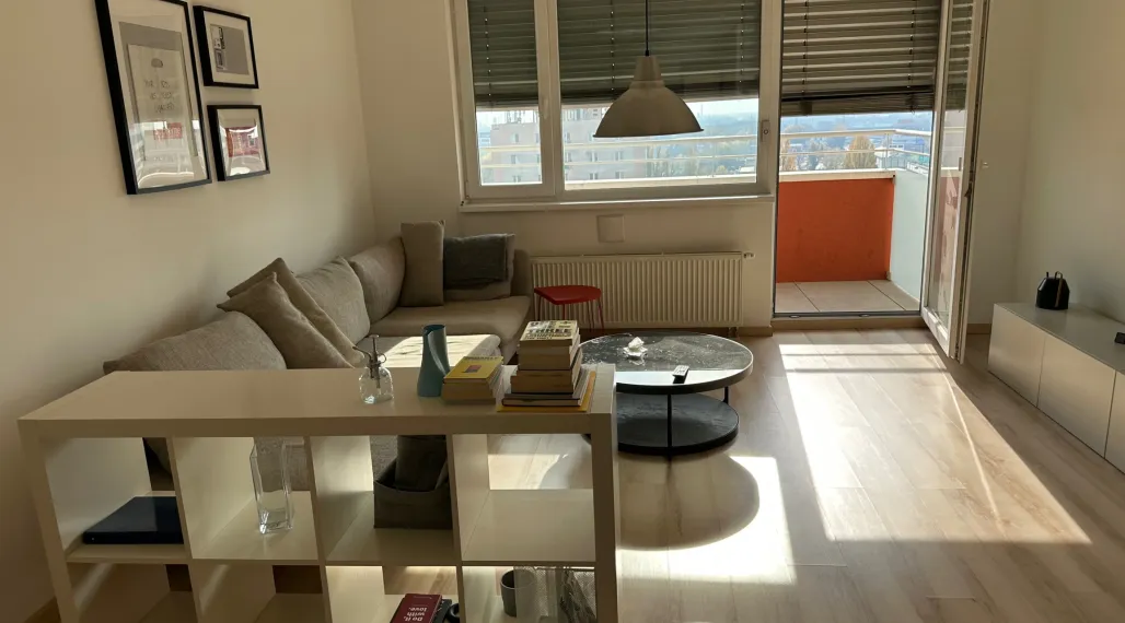 priestranný 2-izbový byt v novostavbe na predaj