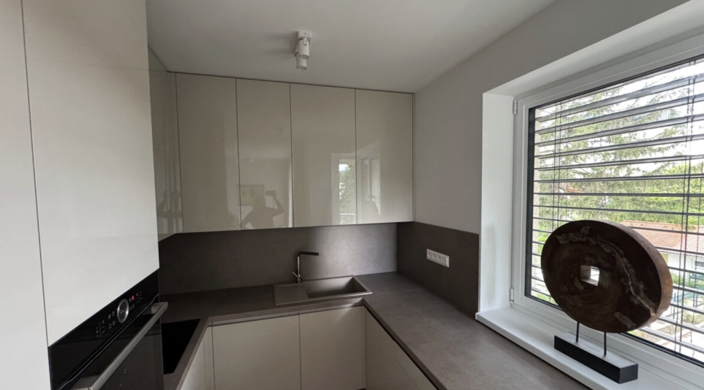 3-izbový byt na prenájom s parkovacím miestom