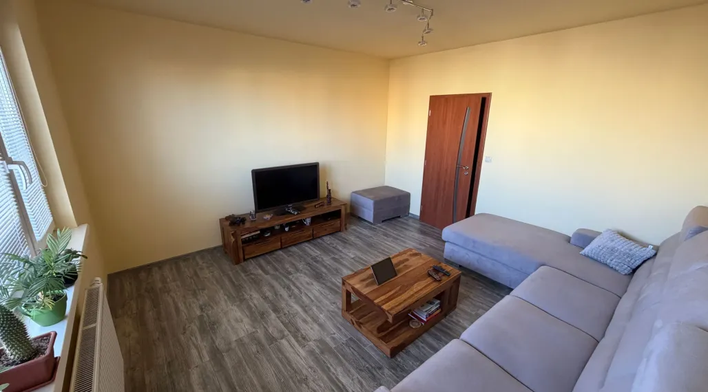 po kompletnej rekonštrukcii 4-izbový byt na predaj